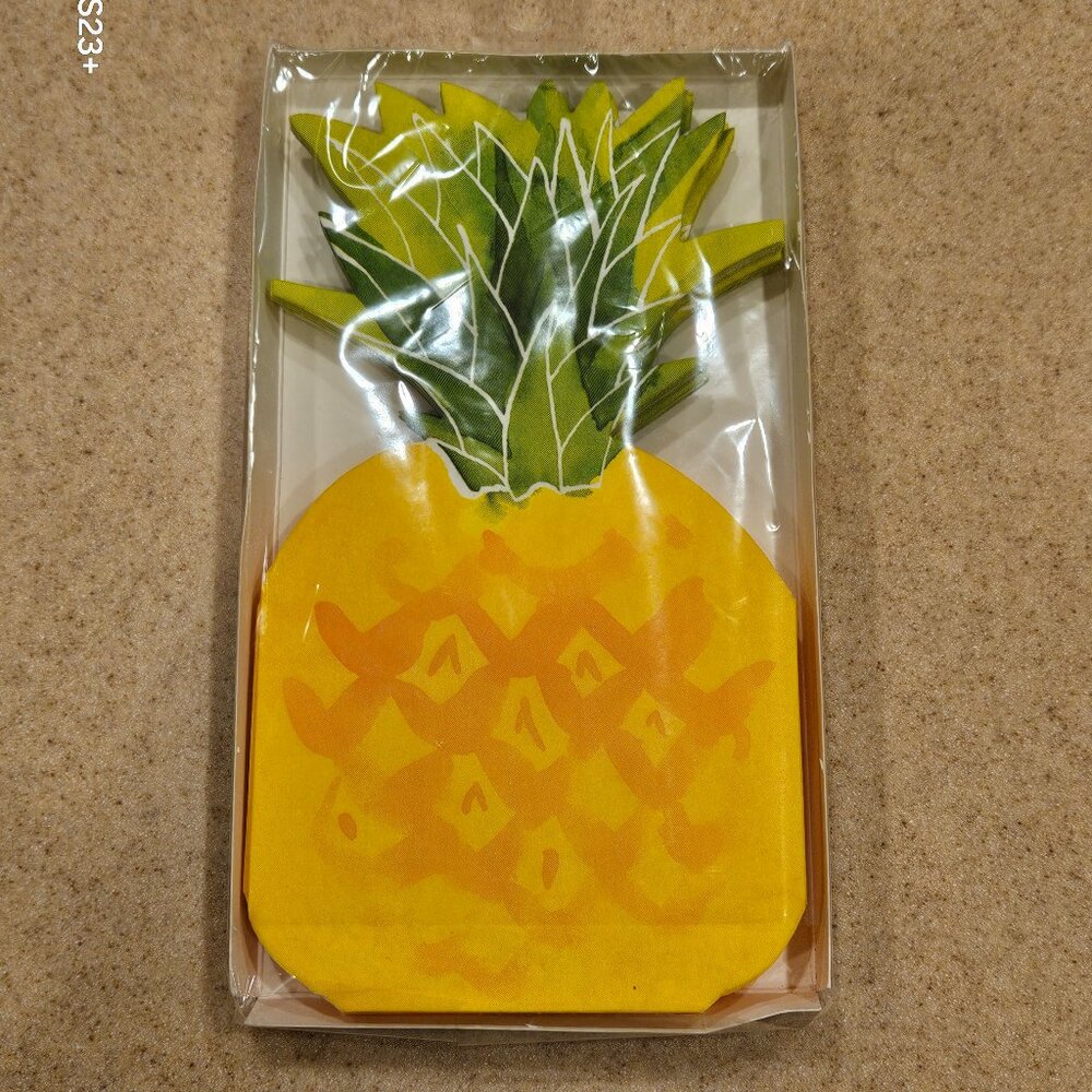 NEW DESIGN DESIGN 15 PINEAPPLE GUEST TOWEL BUFFET DINNER PAPER NAPKINS DECOUPAGE
